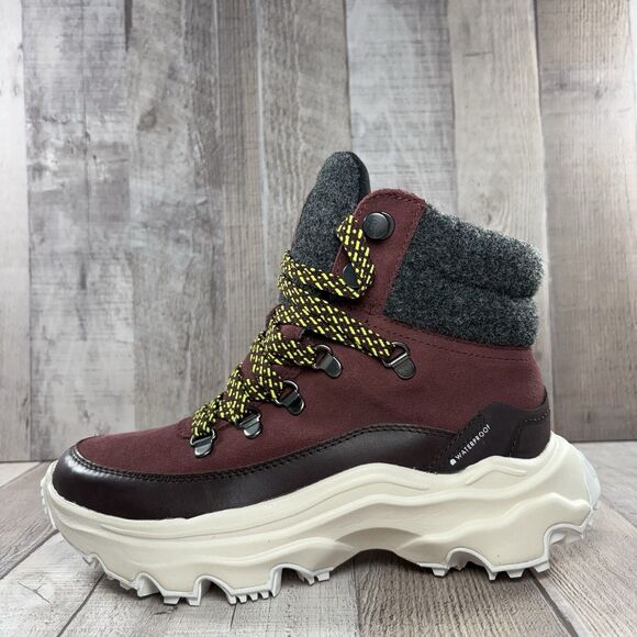 Sorel Kinetic Breakthru Conquest Womens 7 Sneaker Boots Bootie Waterproof Maroon - Picture 6 of 13